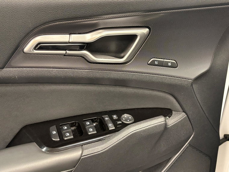 Vehicle Image 45
