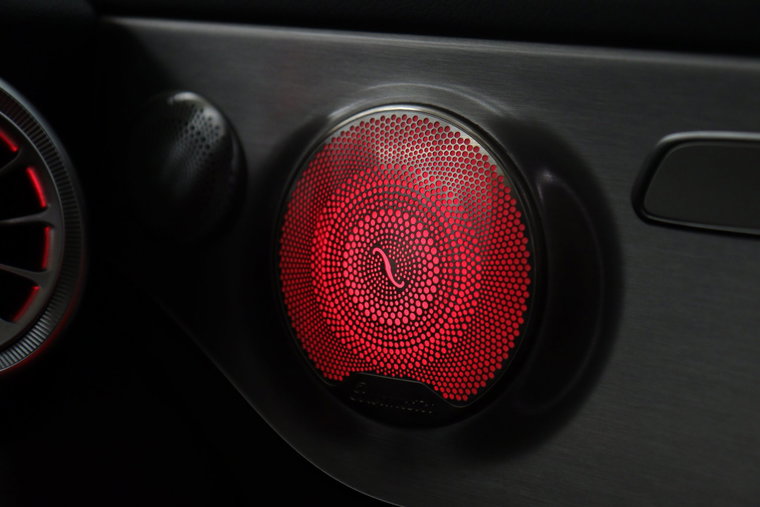 Vehicle Image 24