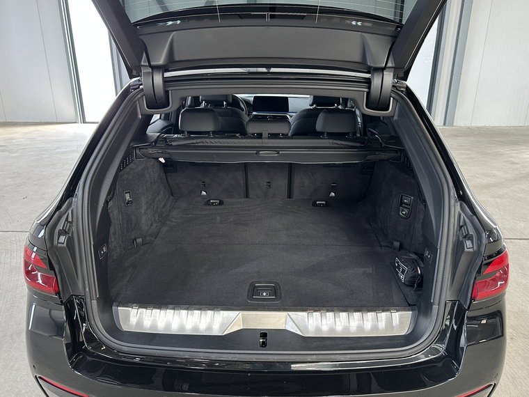 Vehicle Image 27