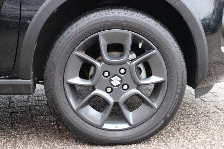 Vehicle Image 22