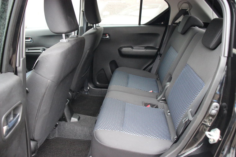 Vehicle Image 10