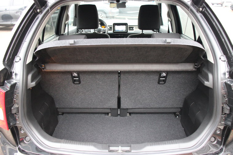 Vehicle Image 11