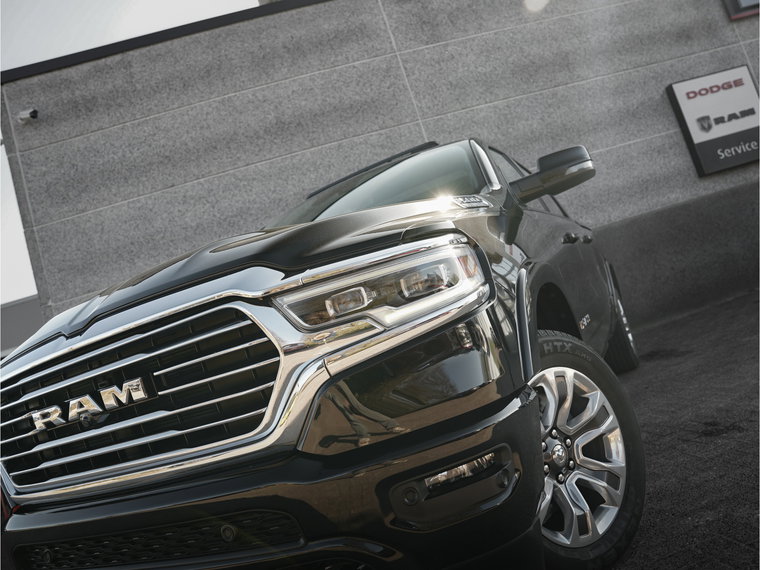 Vehicle Image 9