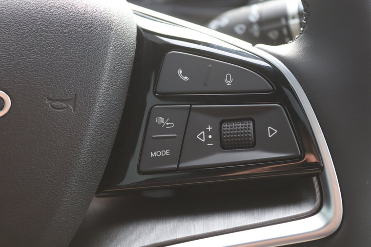 Vehicle Image 23