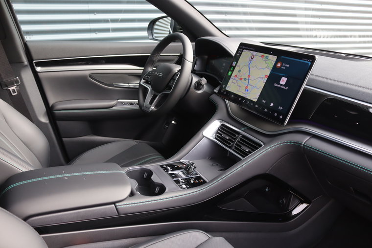 Vehicle Image 7