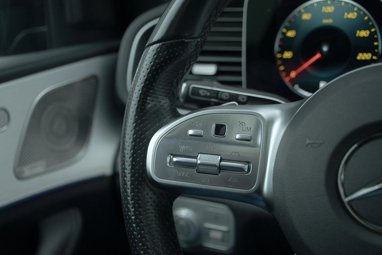 Vehicle Image 36