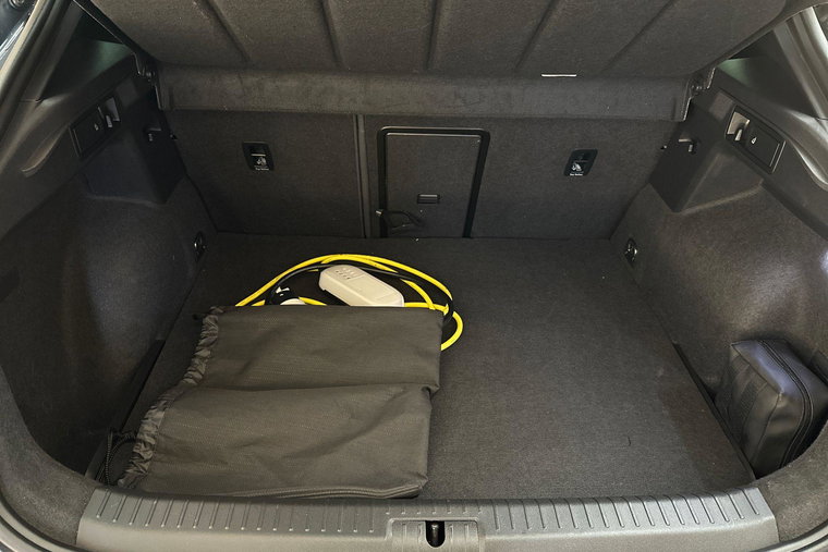 Vehicle Image 36
