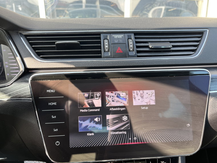 Vehicle Image 39