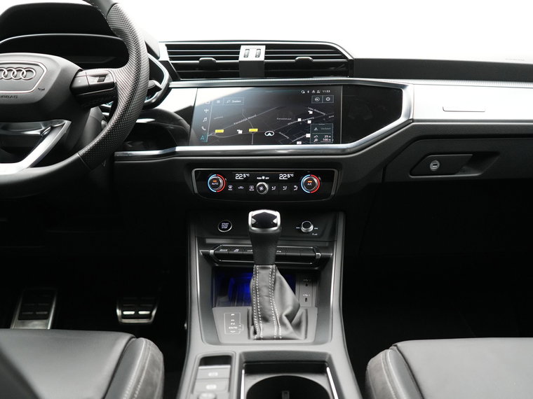 Vehicle Image 39