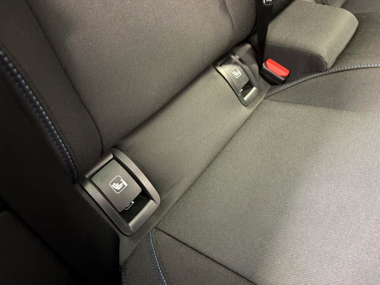 Vehicle Image 40