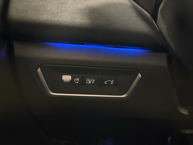Vehicle Image 45