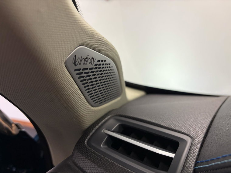 Vehicle Image 52