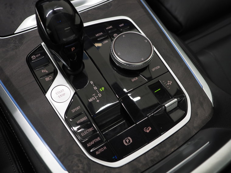 Vehicle Image 36