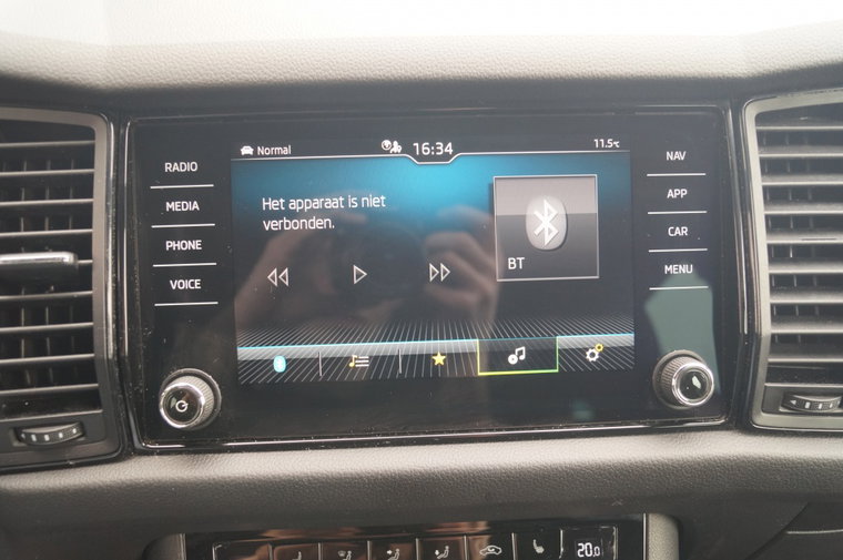 Vehicle Image 15