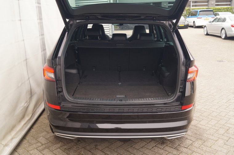 Vehicle Image 35