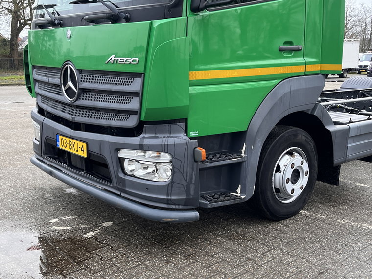 Vehicle Image 36
