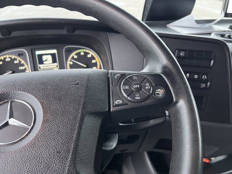 Vehicle Image 51
