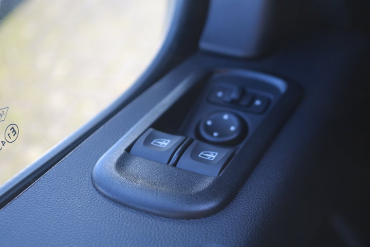 Vehicle Image 26