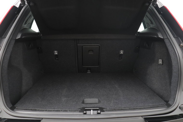 Vehicle Image 38