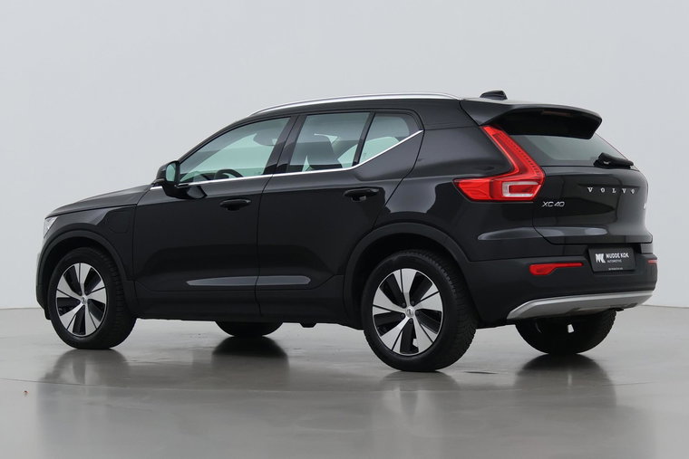 Vehicle Image 48
