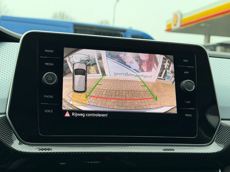 Vehicle Image 36