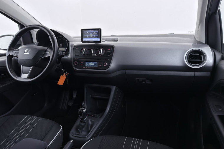 Vehicle Image 17