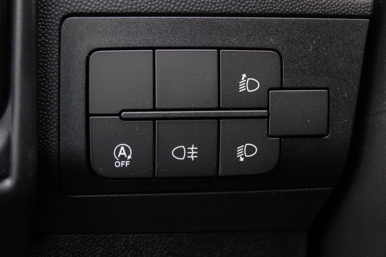 Vehicle Image 28