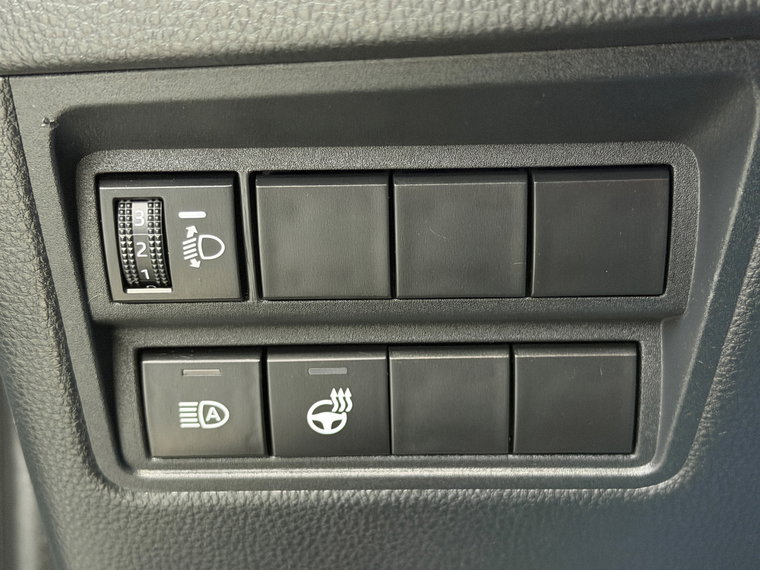 Vehicle Image 33
