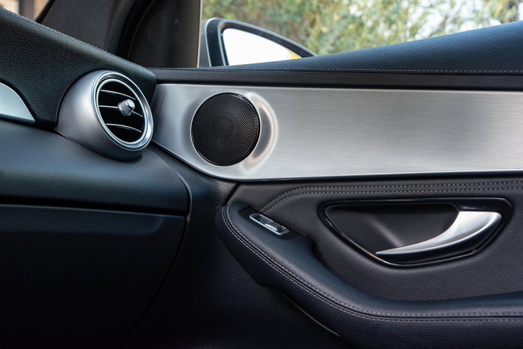 Vehicle Image 23