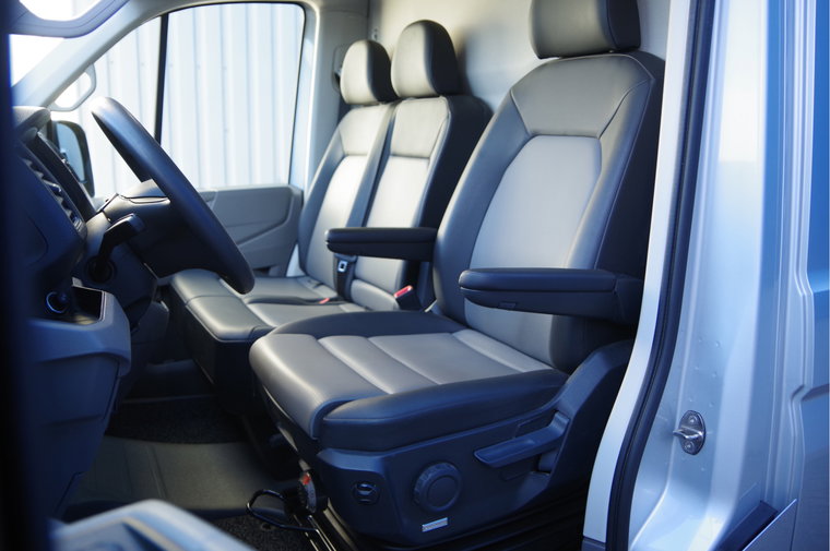 Vehicle Image 8