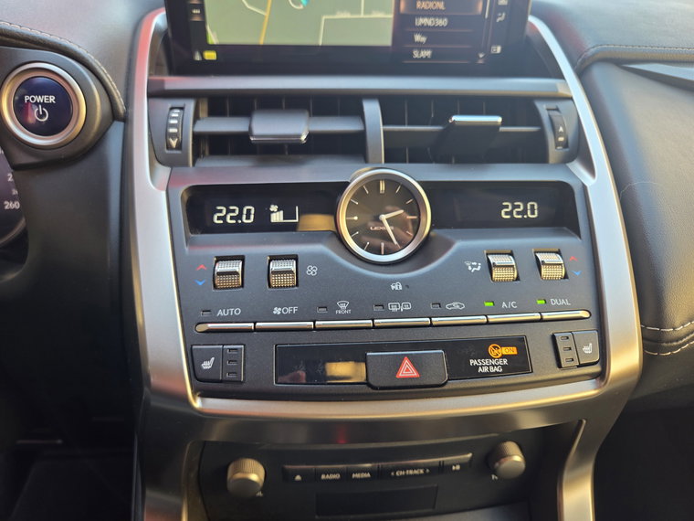 Vehicle Image 26