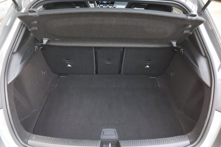 Vehicle Image 40