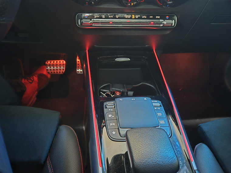 Vehicle Image 17