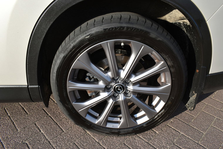 Vehicle Image 19