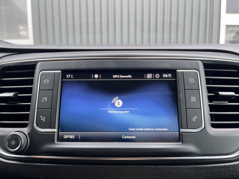 Vehicle Image 40