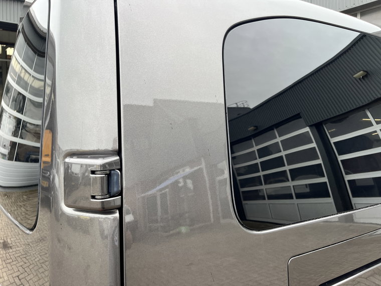 Vehicle Image 45