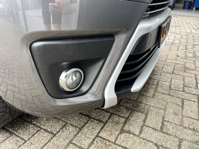 Vehicle Image 48
