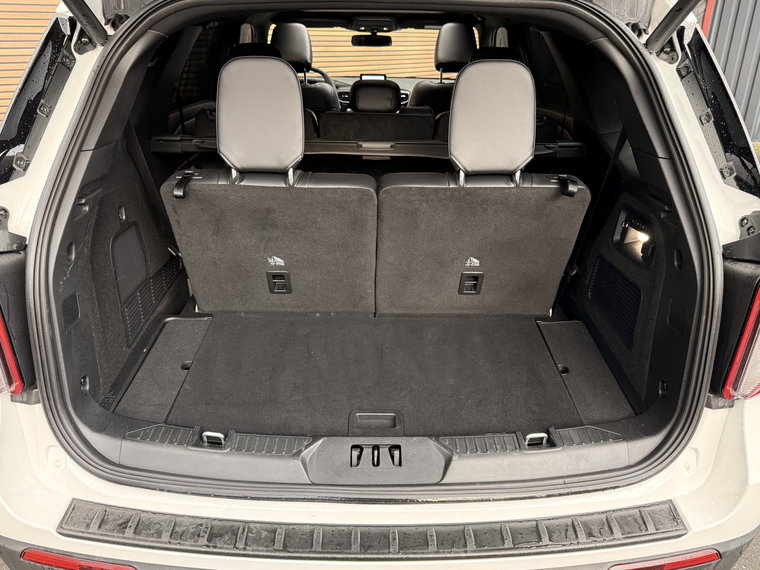 Vehicle Image 21