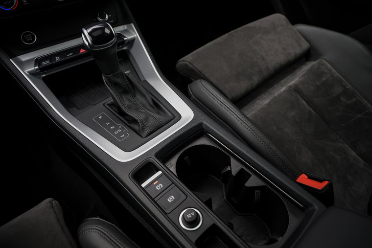 Vehicle Image 35