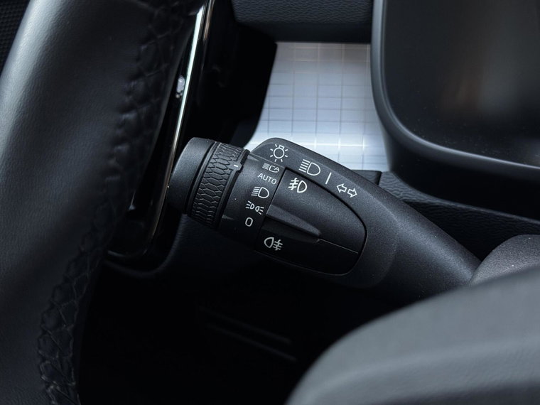 Vehicle Image 39