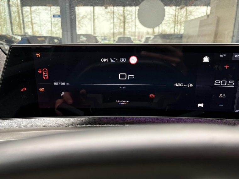 Vehicle Image 36
