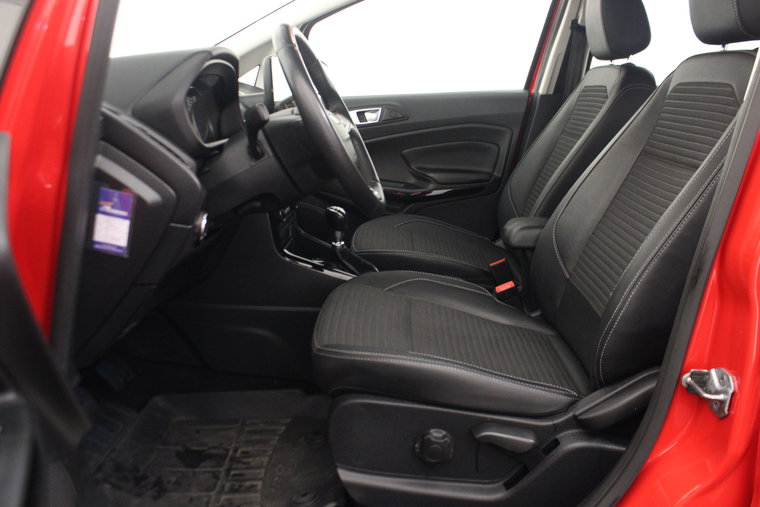 Vehicle Image 11