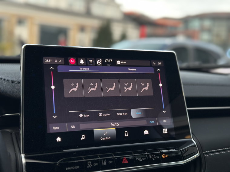Vehicle Image 31