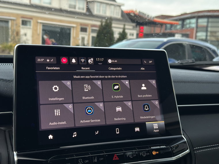 Vehicle Image 36