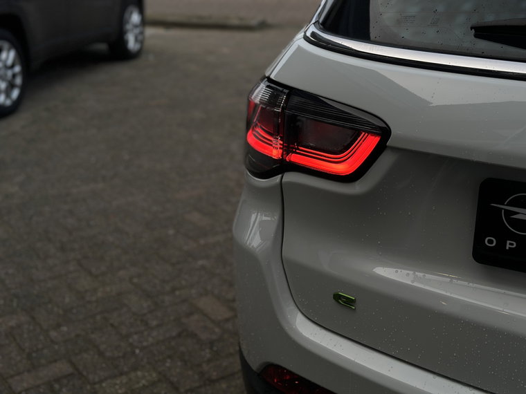 Vehicle Image 45
