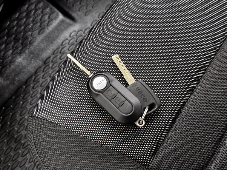 Vehicle Image 33
