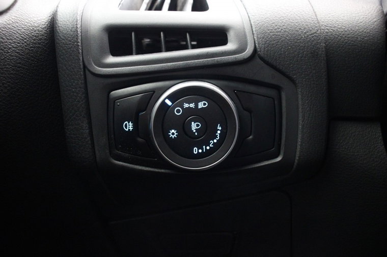 Vehicle Image 27