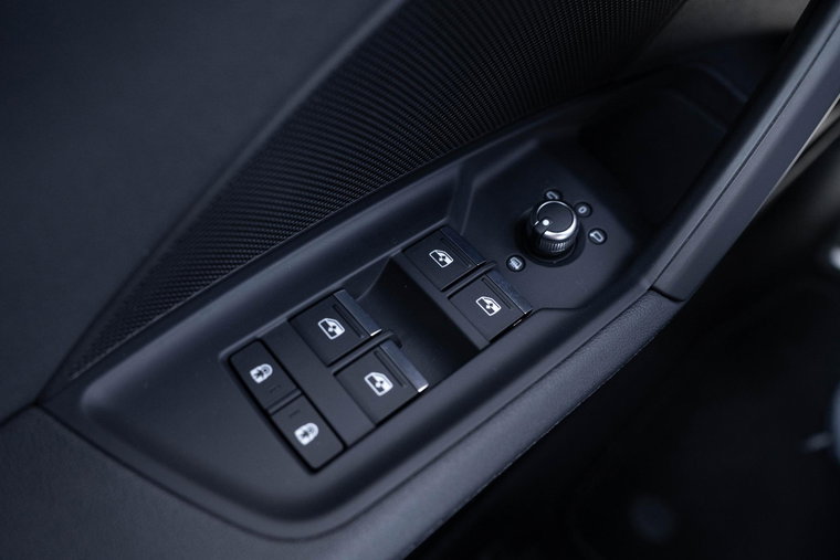 Vehicle Image 41