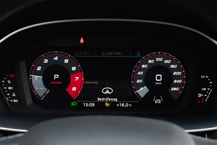 Vehicle Image 10
