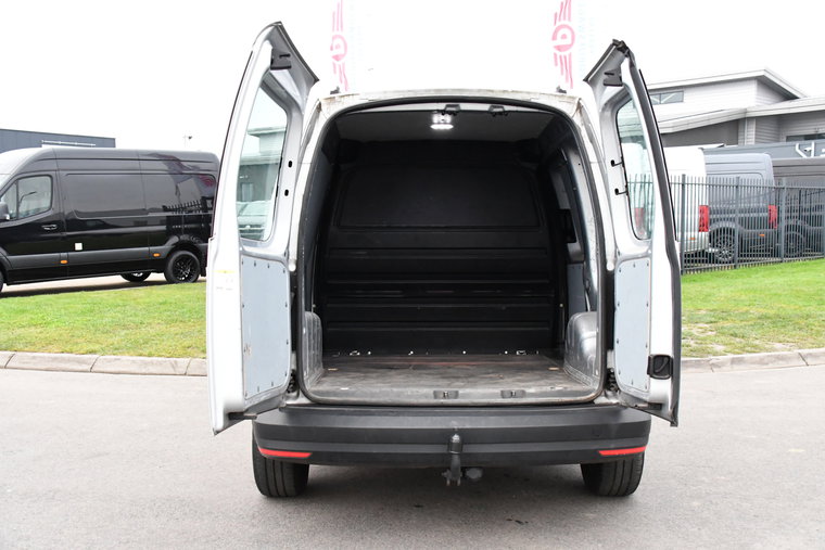 Vehicle Image 32